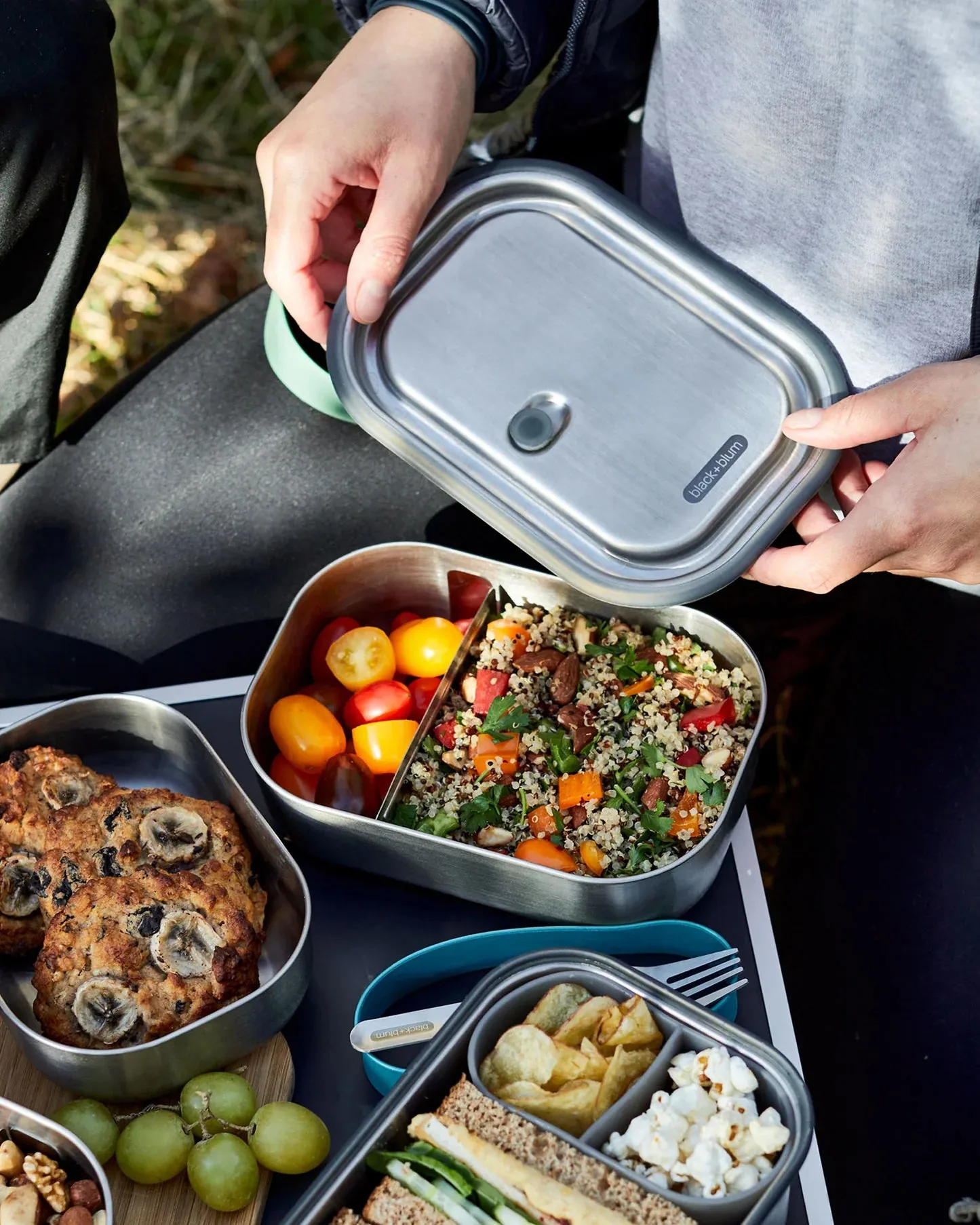 Black blum - Stainless Steel Lunch Box - Large/Ocean