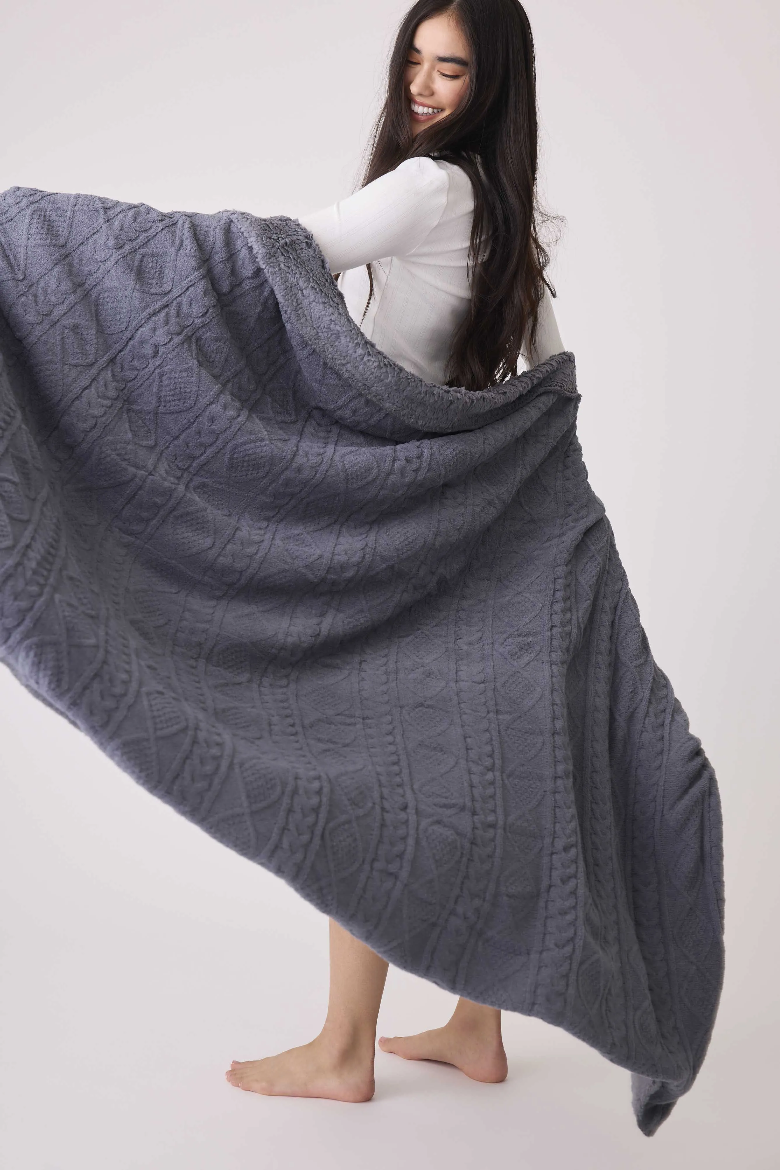 Chenille Cozy Cable Blanket