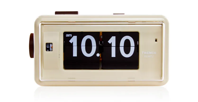 DIGITAL ALARM CLOCK