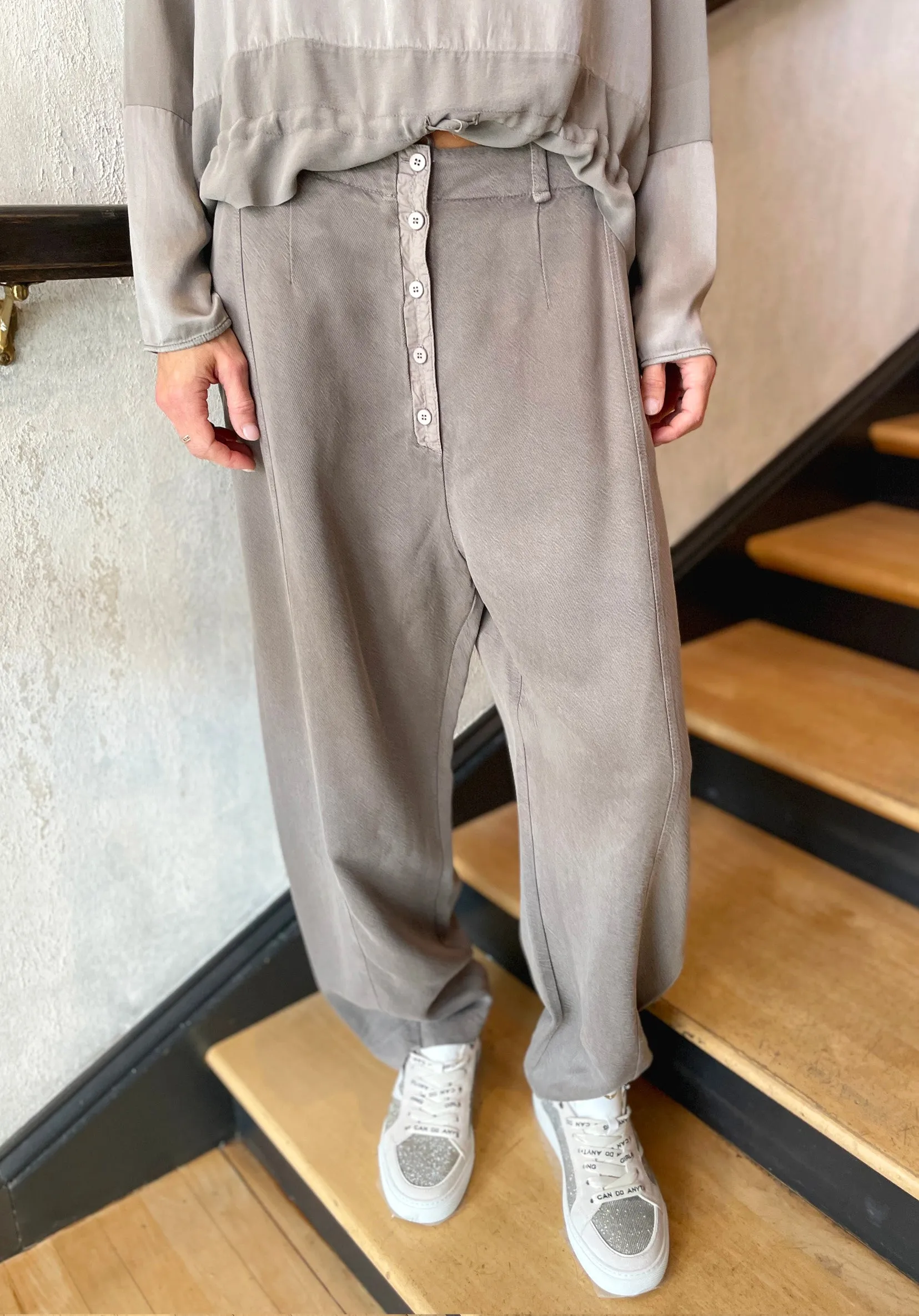 Ergonomic Drop Crotch Cupro Trousers - Grey
