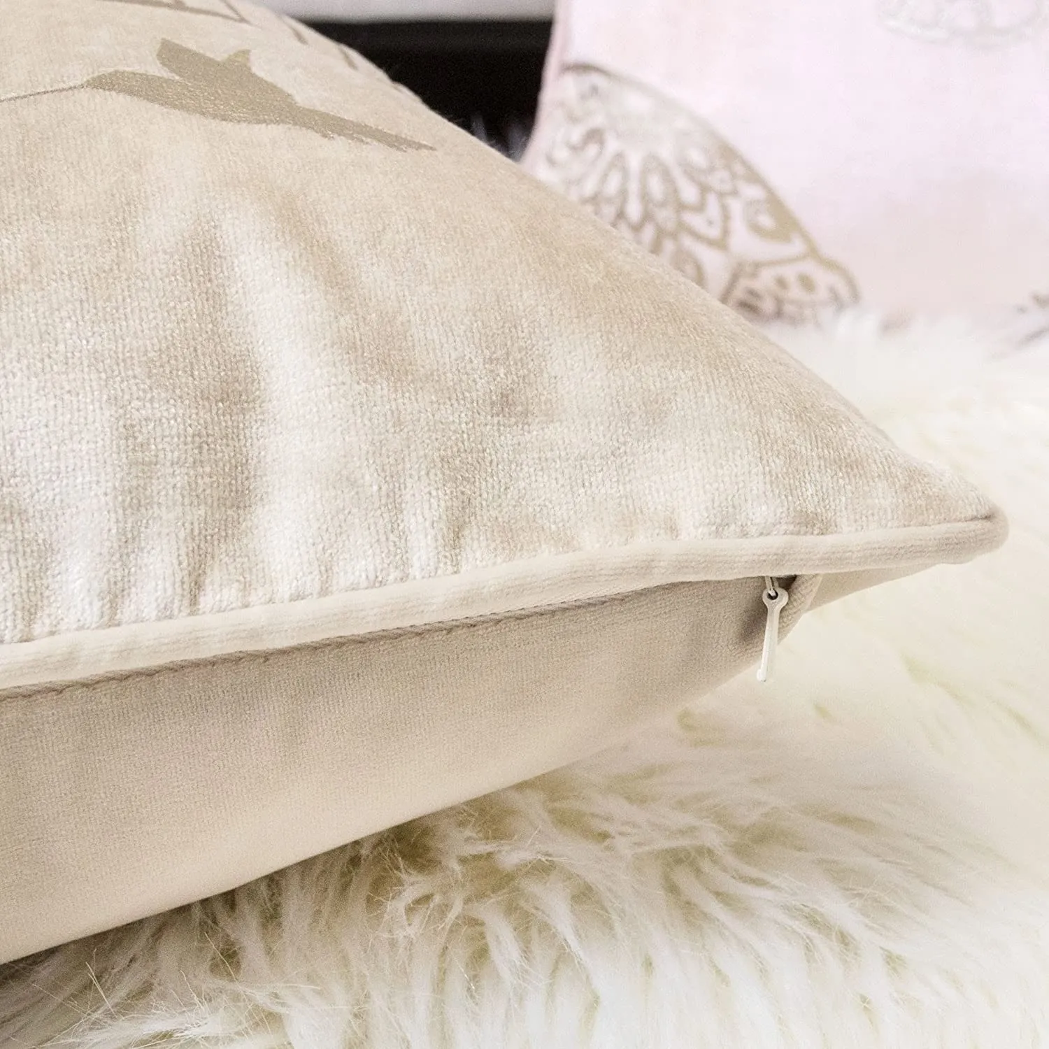 Ivory Bird Luxury Pillow