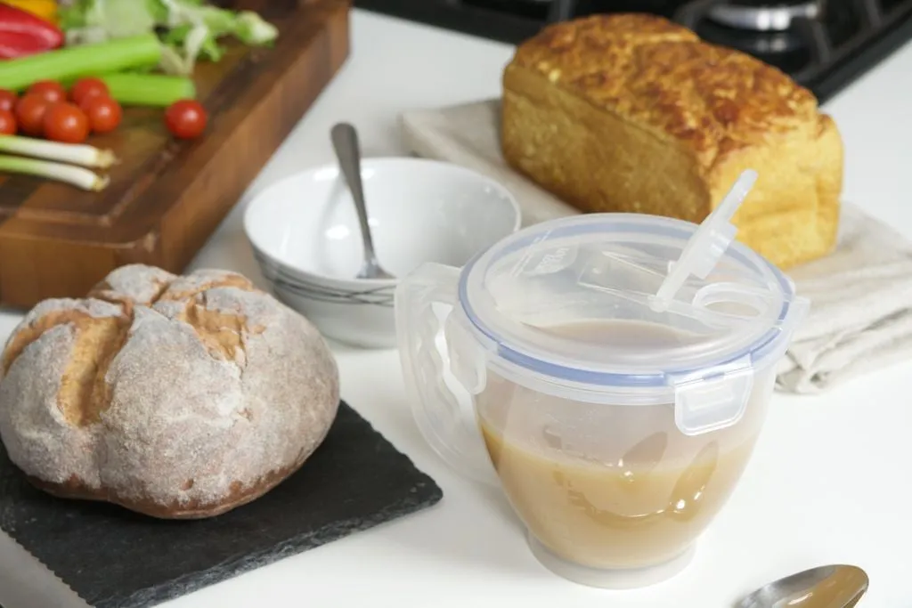 Locknlock Classic Special Measuring Cup W/lid, Flip Cap 1l