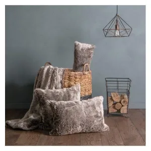 Olinda Wolf Throw Chocolate